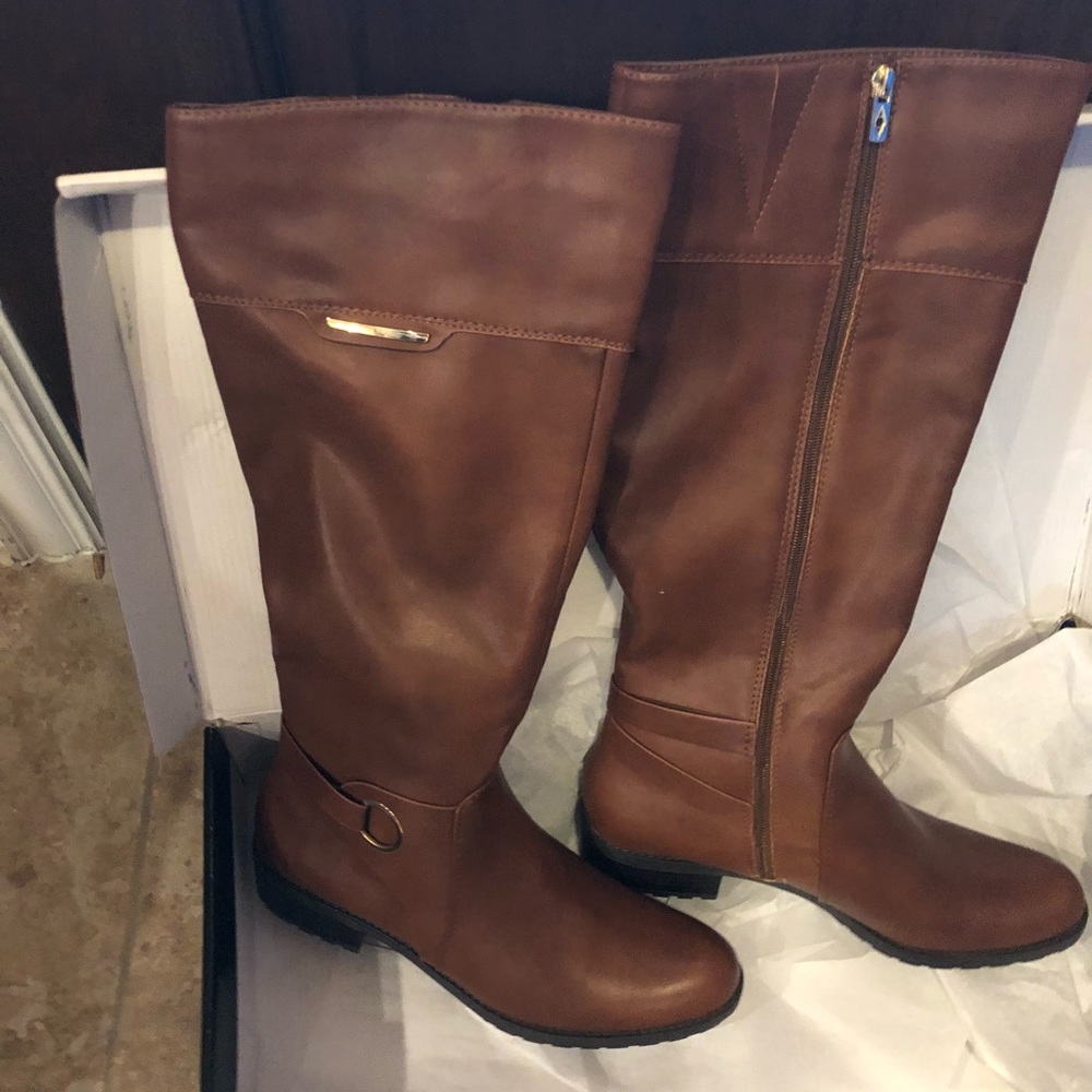 New! Alfani Jadah Knee High Fashion Boots.